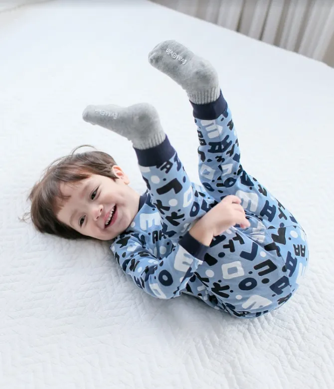 Hangul Korean Blue Long Sleeve Pajama