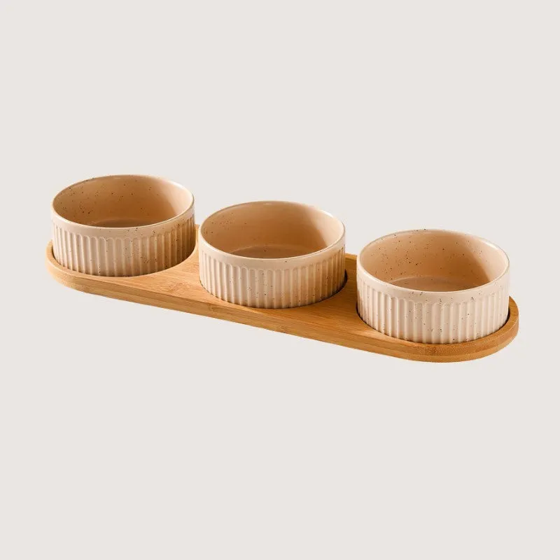 Stylish Ceramic Pet Bowls with Eco-Friendly Bamboo Base